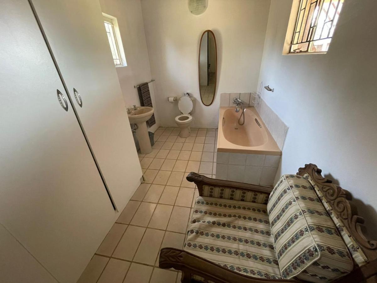 Vanross Self Catering Accommodation Thabazimbi Buitenkant foto